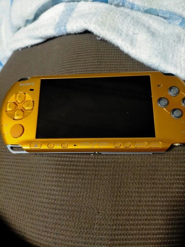 Sony psp 3000 giallo - 3000,